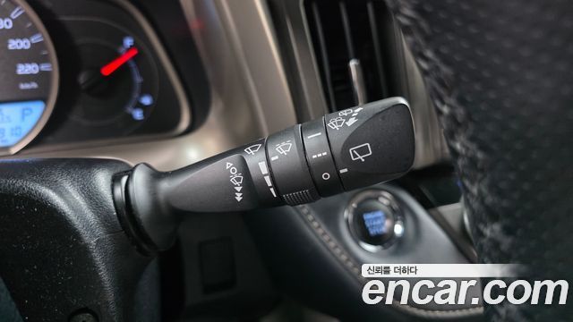 Toyota RAV4 2.5 4WD 4th 2014 — фото 27