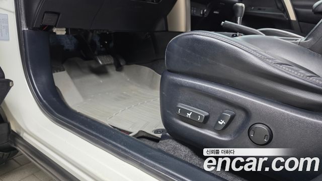 Toyota RAV4 2.5 4WD 4th 2014 — фото 33