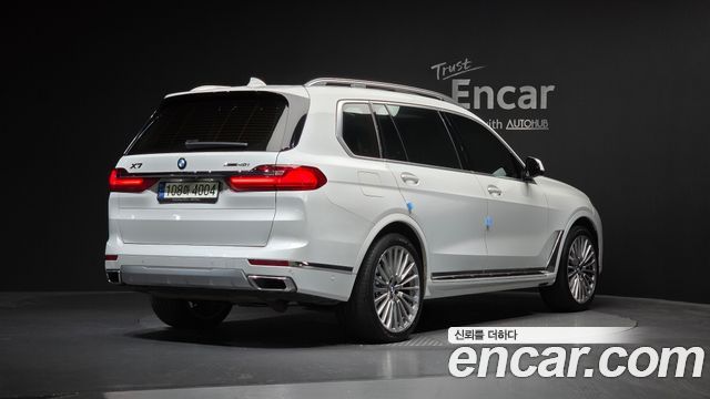 BMW X7 (G07) xDrive 40i Design Pure Excellence 6-Seater 2021 — фото 2