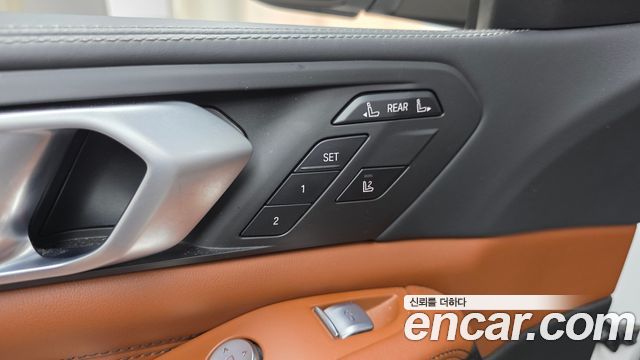BMW X7 (G07) xDrive 40i Design Pure Excellence 6-Seater 2021 — фото 20