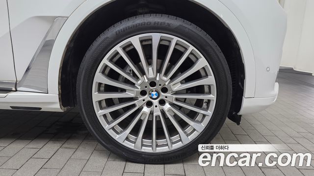 BMW X7 (G07) xDrive 40i Design Pure Excellence 6-Seater 2021 — фото 21