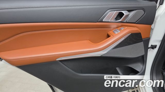 BMW X7 (G07) xDrive 40i Design Pure Excellence 6-Seater 2021 — фото 25