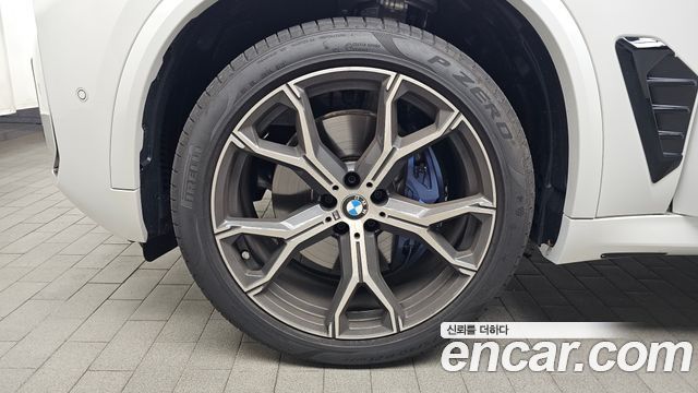 BMW X5 (G05) xDrive 40i M Sport 2026 — фото 5