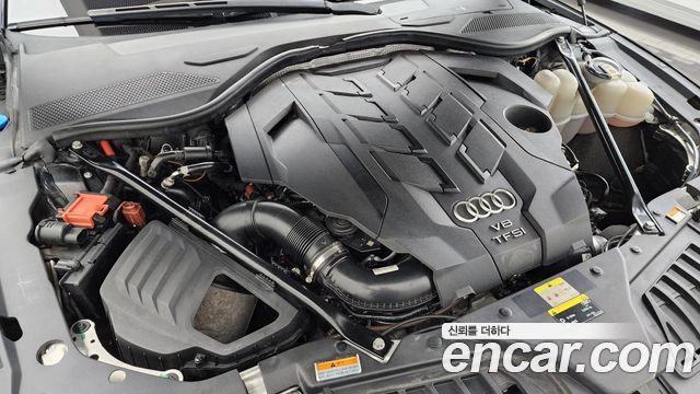Audi A8 (D5) 60 TFSI Quattro LWB 2021 — фото 6