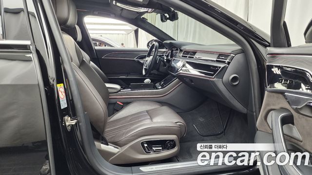 Audi A8 (D5) 60 TFSI Quattro LWB 2021 — фото 15