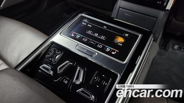 Audi A8 (D5) 60 TFSI Quattro LWB 2021 — фото 23