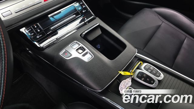Hyundai Grandeur (IG) 3.0 LPi Rent Car Modern 2023 — фото 9