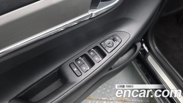 Hyundai Grandeur (IG) 3.0 LPi Rent Car Modern 2023 — фото 13