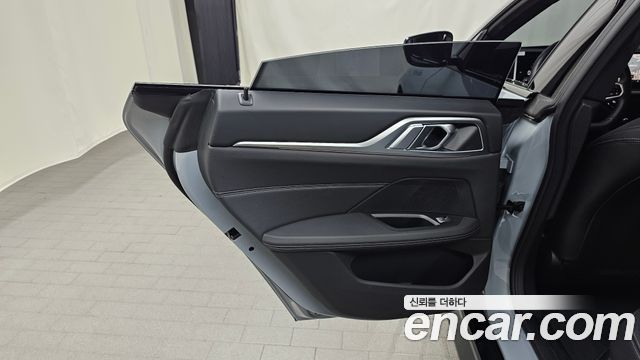 BMW 4 Series (G22) 420i M Sport Pro Gran Coupe 2025 — фото 25
