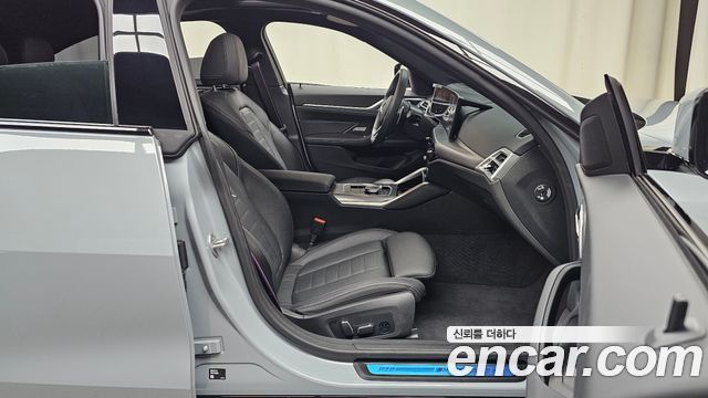BMW 4 Series (G22) 420i M Sport Pro Gran Coupe 2025 — фото 26