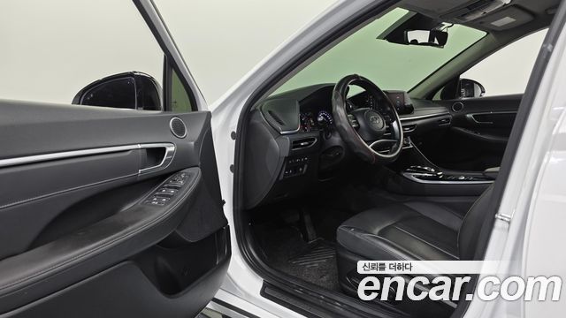 Hyundai Sonata (DN8) 2.0 Premium Plus 2022 — фото 11