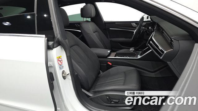Audi A7 (4K) 45 TDI Quattro Premium 2022 — фото 12