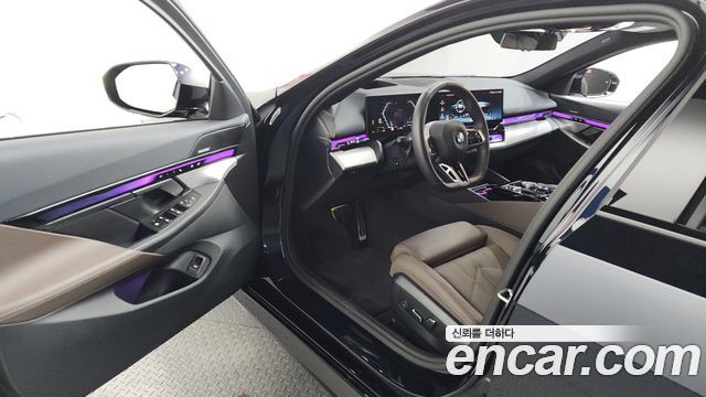 BMW 5 Series (G60) 520i M Sport 2025 — фото 10