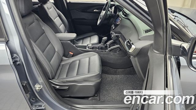 Chevrolet Trailblazer 1.3 Turbo 4WD Premier 2022 — фото 26