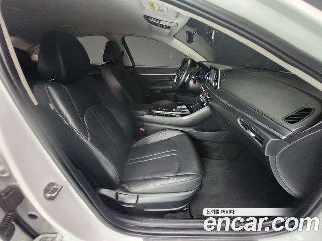 Hyundai Sonata (DN8) 2.0 LPG(rental car) Style 2022 — фото 10