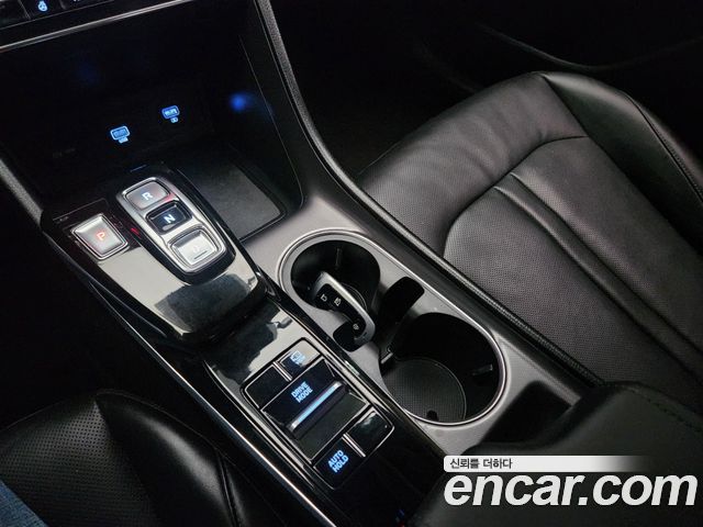 Hyundai Sonata (DN8) 2.0 LPG(rental car) Style 2022 — фото 17