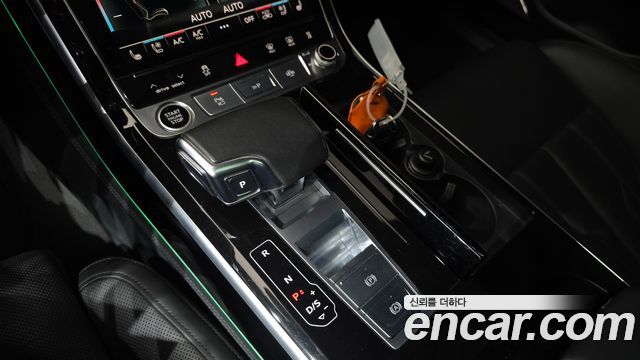 Audi A8 (D5) 50 TDI Quattro LWB 2021 — фото 9
