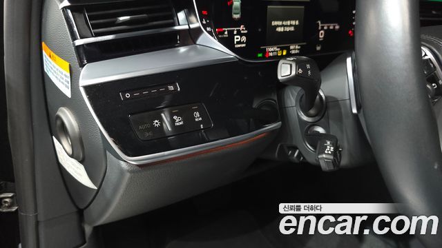 Audi A8 (D5) 50 TDI Quattro LWB 2021 — фото 18