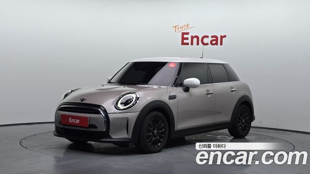 MINI Cooper 5Door Classic Third Generation