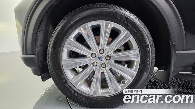Ford Explorer (VI) 2.3 LimIted 4WD 2020 — фото 5