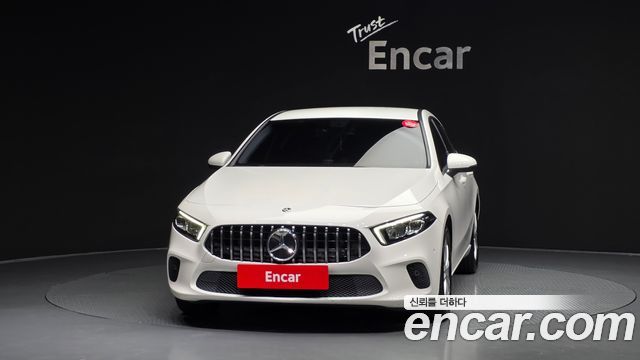 Mercedes-Benz A-Class (W177) A220 Hatchback 2019 — фото 3