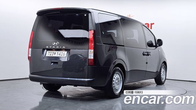 Hyundai Staria Tourer 11-Seater Smart 2022 — фото 2