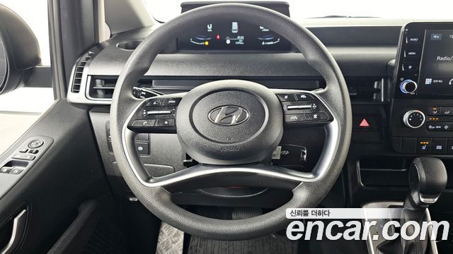 Hyundai Staria Tourer 11-Seater Smart 2022 — фото 12