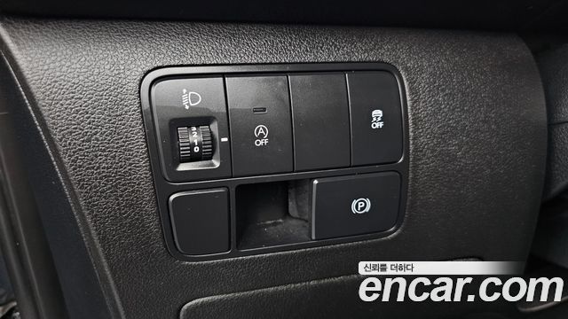 Hyundai Staria Tourer 11-Seater Smart 2022 — фото 19