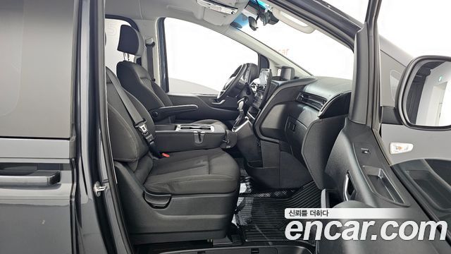 Hyundai Staria Tourer 11-Seater Smart 2022 — фото 26
