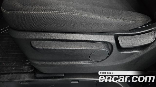 Hyundai Staria Tourer 11-Seater Smart 2022 — фото 32