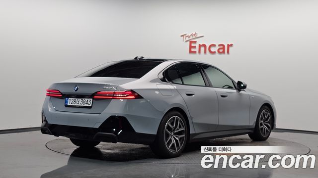 BMW 5 Series (G60) 520i M Sport 2024 — фото 2