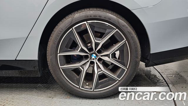BMW 5 Series (G60) 520i M Sport 2024 — фото 27