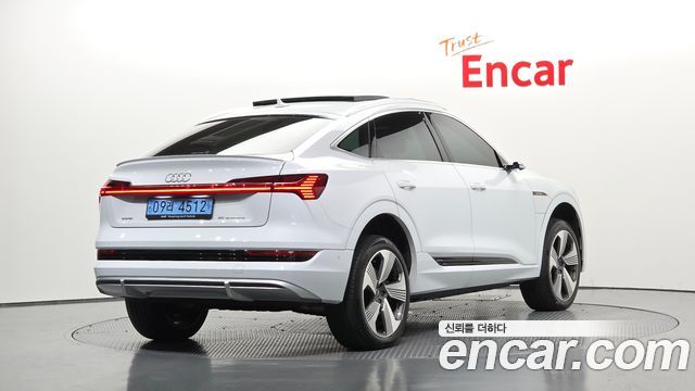 Audi e-tron 55 Quattro Sportback 2022 — фото 2