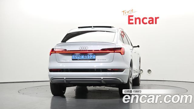 Audi e-tron 55 Quattro Sportback 2022 — фото 4