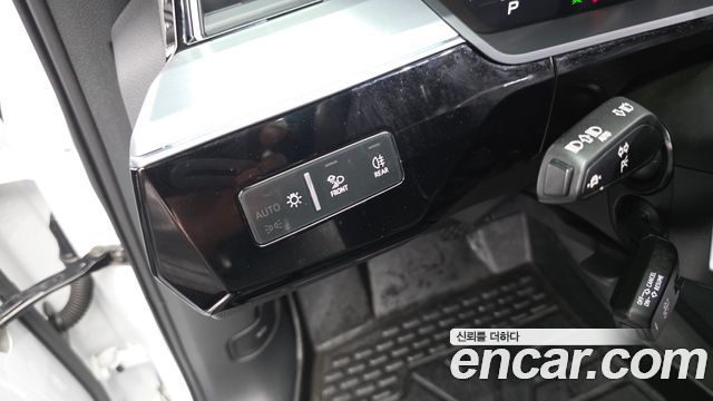Audi e-tron 55 Quattro Sportback 2022 — фото 28