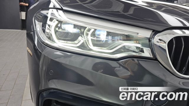 BMW 5 Series (G30) 520d xDrive M Sport Package Plus 2020 — фото 22