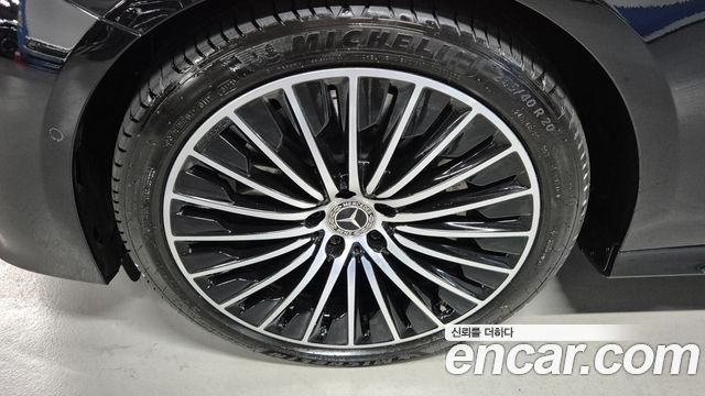 Mercedes-Benz E-Class (W214) E450 4MATIC Exclusive 2025 — фото 24