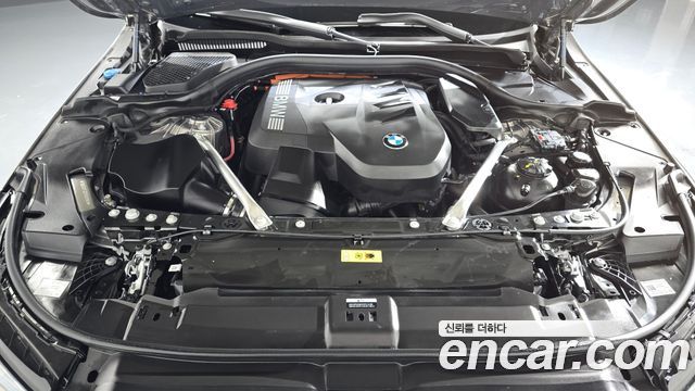 BMW 5 Series (G60) 530e xDrive M Sport 2025 — фото 6
