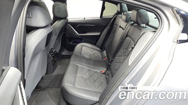 BMW 5 Series (G60) 530e xDrive M Sport 2025 — фото 15