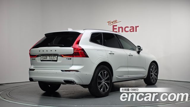 Volvo XC60 (II) T8 Inscription 2018 — фото 2