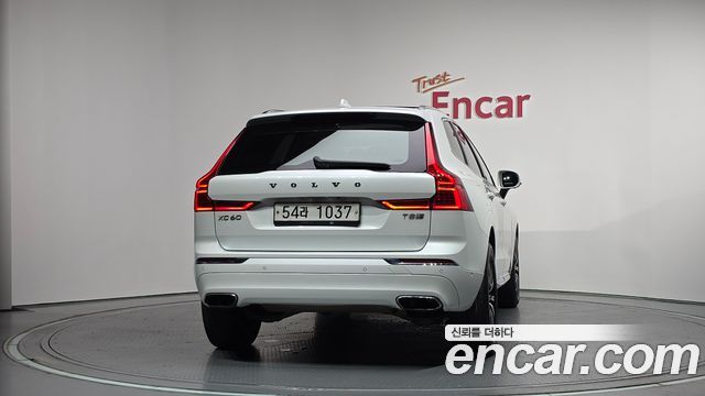 Volvo XC60 (II) T8 Inscription 2018 — фото 4