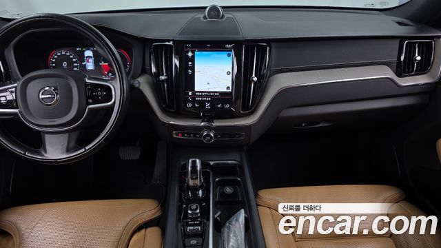 Volvo XC60 (II) T8 Inscription 2018 — фото 18