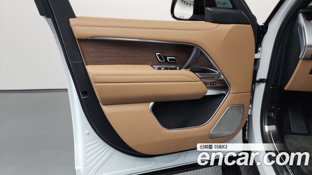 Land Rover Range Rover (V) P530 Autobiography Long Wheel Base 2025 — фото 24