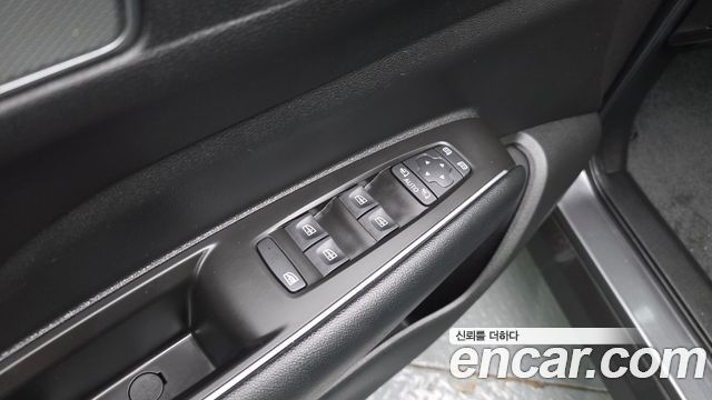Renault Korea QM6 2.0 LPe RE 2WD 2021 — фото 27