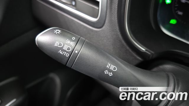 Renault Korea QM6 2.0 LPe RE 2WD 2021 — фото 28