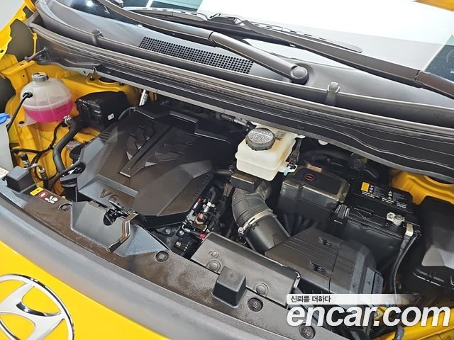 Hyundai Staria L3.5  Kinder Safety Car 15-Seater 2022 — фото 6