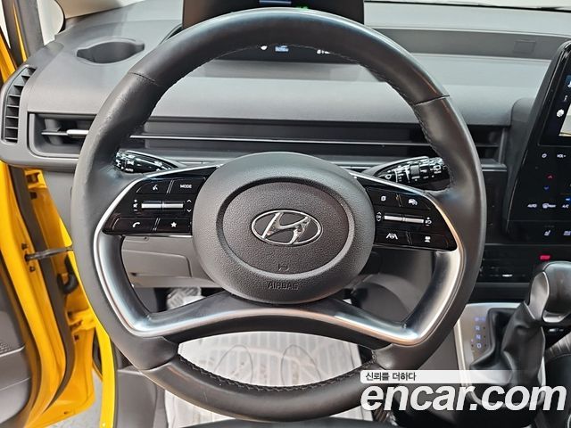 Hyundai Staria L3.5  Kinder Safety Car 15-Seater 2022 — фото 19
