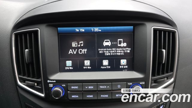 Hyundai Grand Starex Van 5-Seater Smart 2021 — фото 18