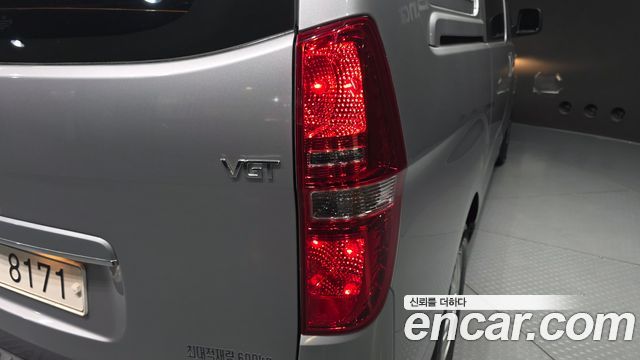 Hyundai Grand Starex Van 5-Seater Smart 2021 — фото 29