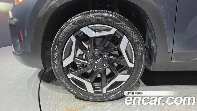 Kia Seltos Gasoline 1.6 Turbo 4WD Signature 2025 — фото 5